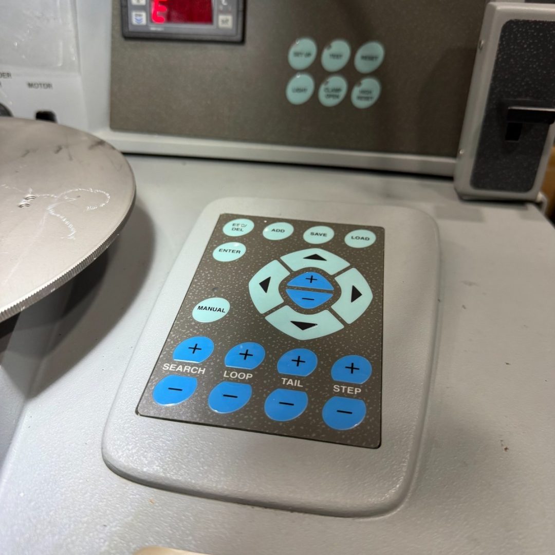 ks-4523-Digital keypad and model-label context​